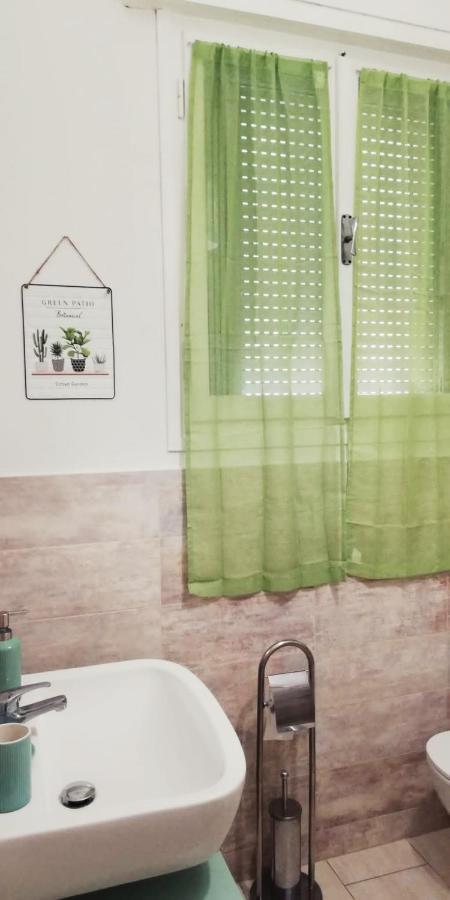 La Finestra Sulla Fiera Bed & Breakfast Bologna Bagian luar foto