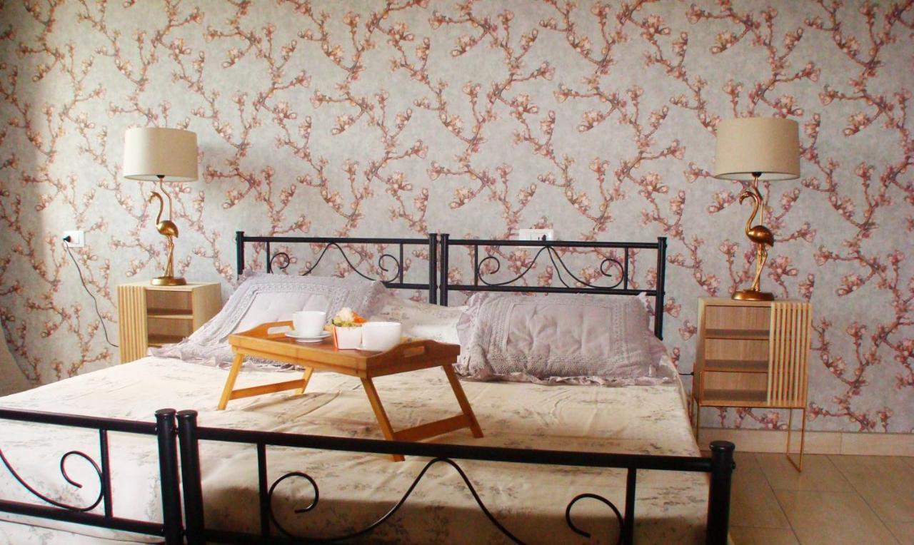La Finestra Sulla Fiera Bed & Breakfast Bologna Bagian luar foto
